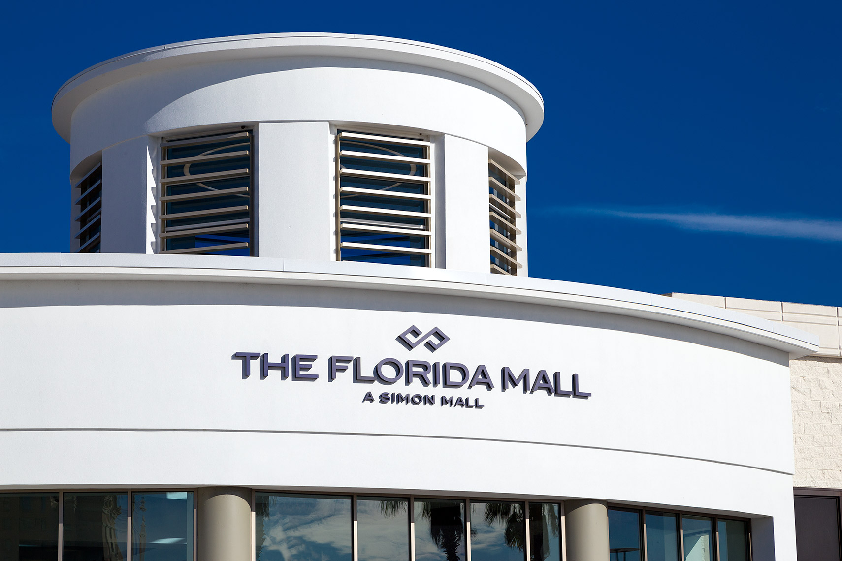 Florida Mall entrance detail