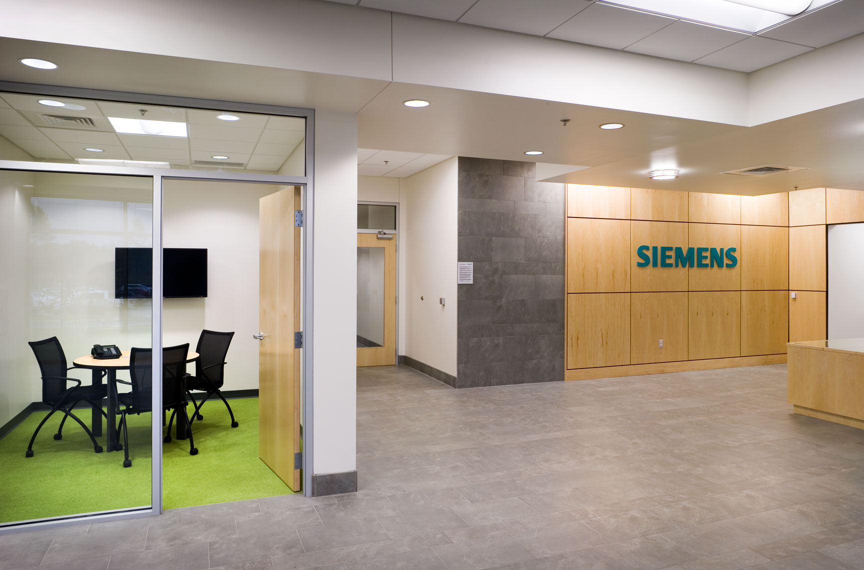 reception and meeting room at Siemens