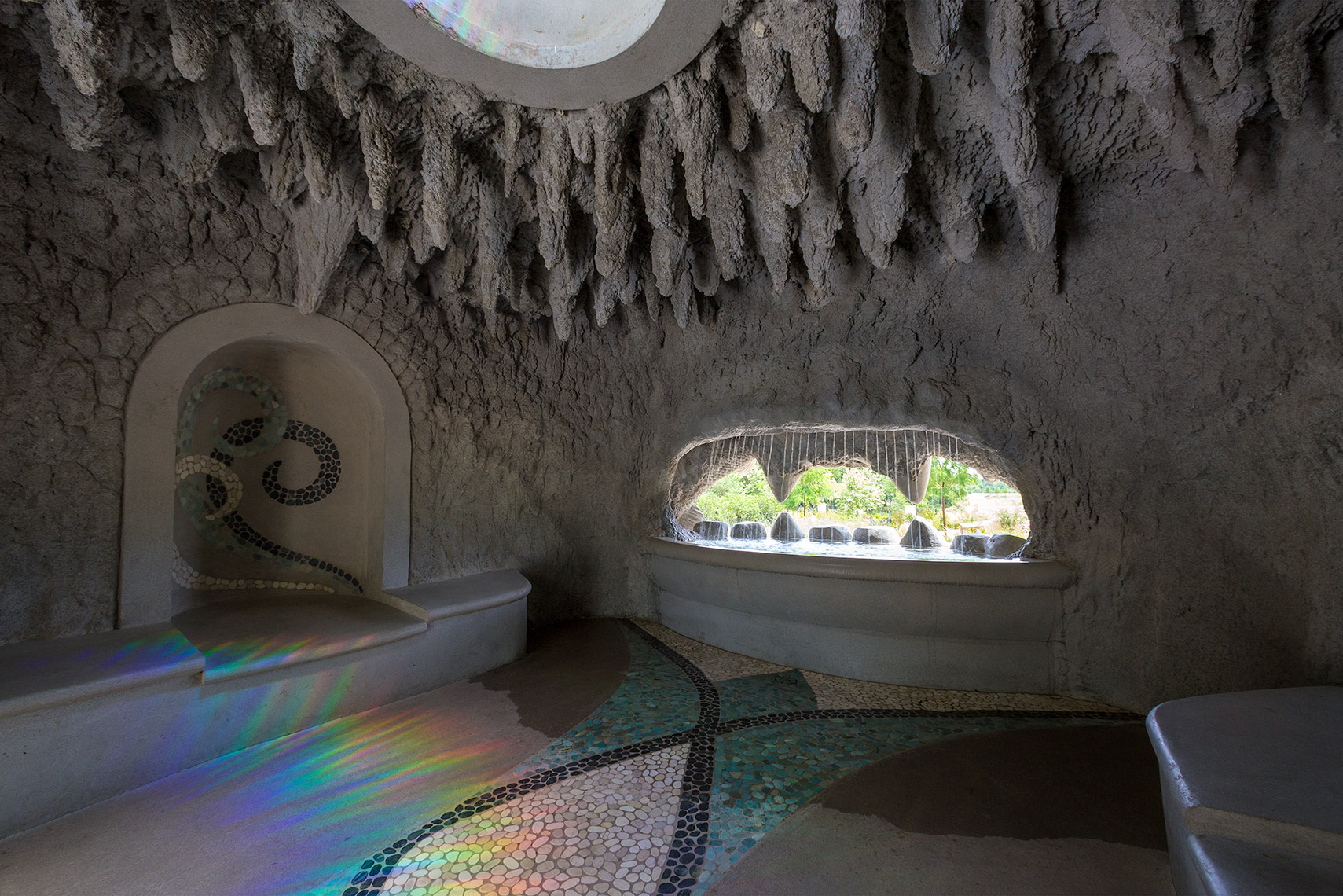 interior of 20 foot tall concrete sculpture at tulsa botanic garden